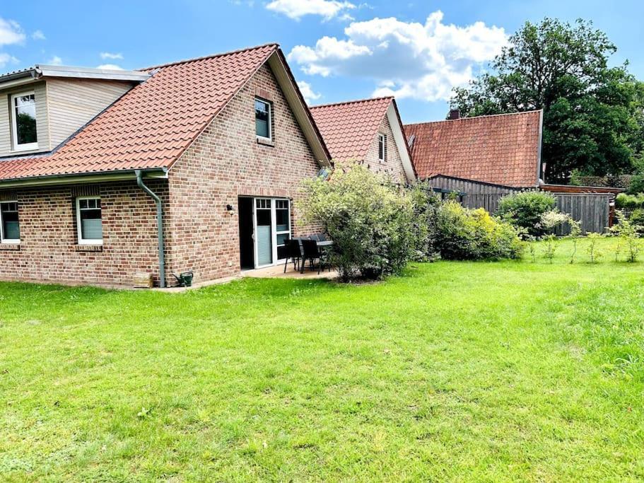 Erholungnow-Haus In Ruhiger Lage Villa Bispingen Exteriör bild